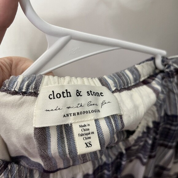 Welcome to my closet! - Picture 11 of 13